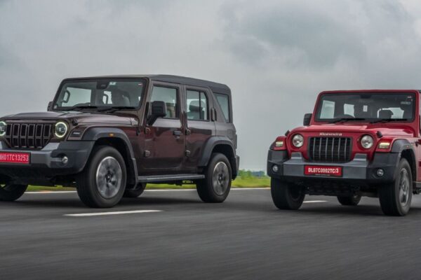 Mahindra Thar Vs. Mahindra Thar Roxx: Key Differences Explained Mahindra Thar Vs. Mahindra Thar Roxx