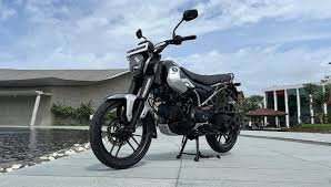 Bajaj Freedom 125 CNG (new) - Premium Motorcycle Image