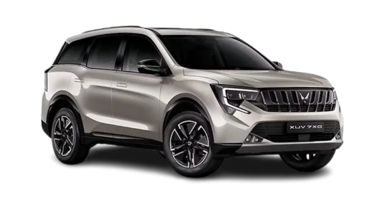 Mahindra XUV700 photo