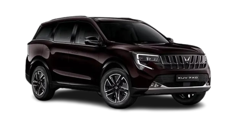 Mahindra XUV700 photo