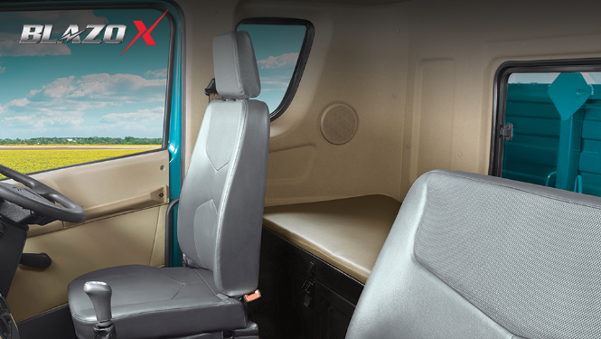 Mahindra Blazo X 49 - Image 4