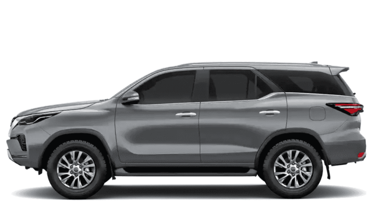 Toyota Fortuner photo